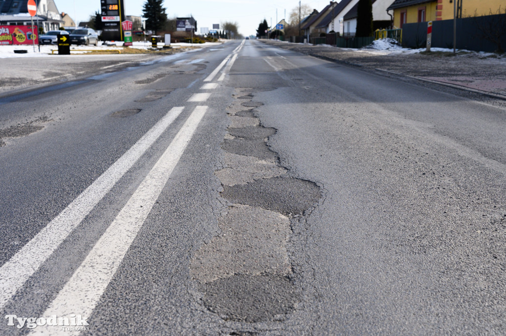 Kiedy w końcu wyremontują drogę w Bysławiu?! Drogowcy czekają na... zadanie gminy