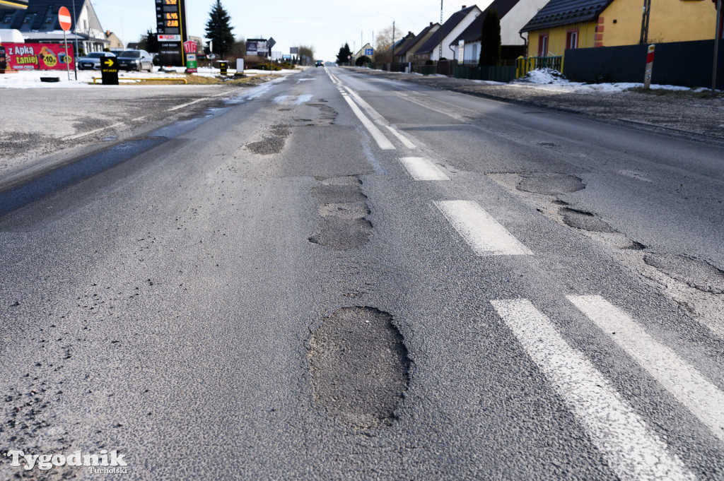 Kiedy w końcu wyremontują drogę w Bysławiu?! Drogowcy czekają na... zadanie gminy