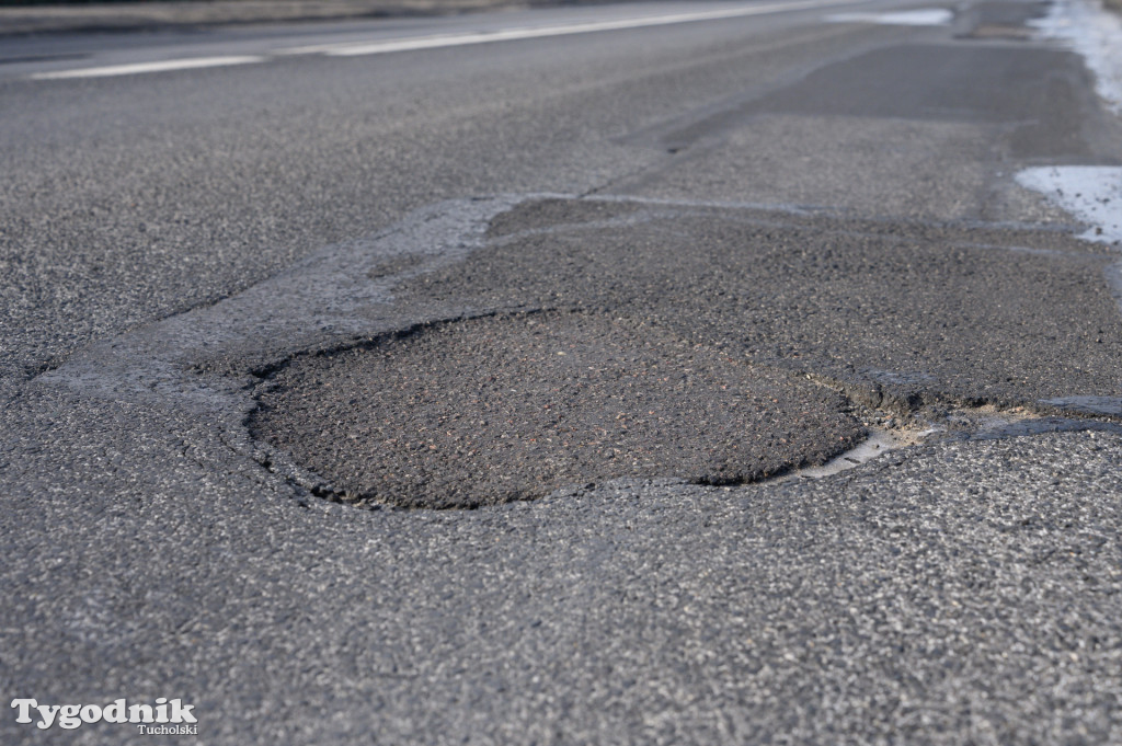 Kiedy w końcu wyremontują drogę w Bysławiu?! Drogowcy czekają na... zadanie gminy