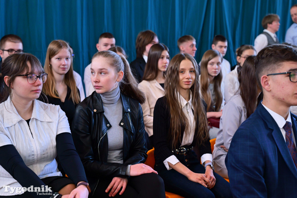 Stypendia starosty: Nowodworek, ZSLiA, ZSLiT