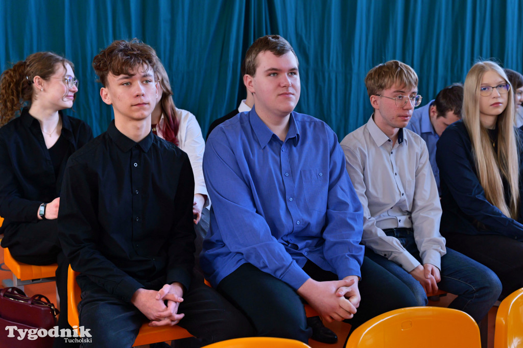 Stypendia starosty: Nowodworek, ZSLiA, ZSLiT