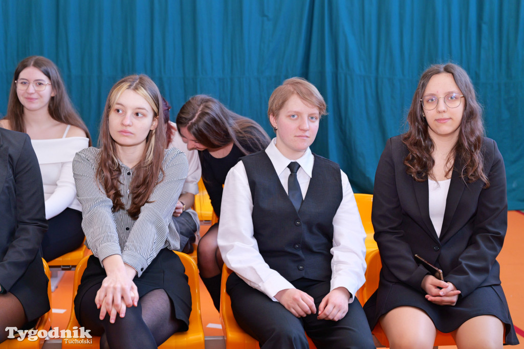 Stypendia starosty: Nowodworek, ZSLiA, ZSLiT