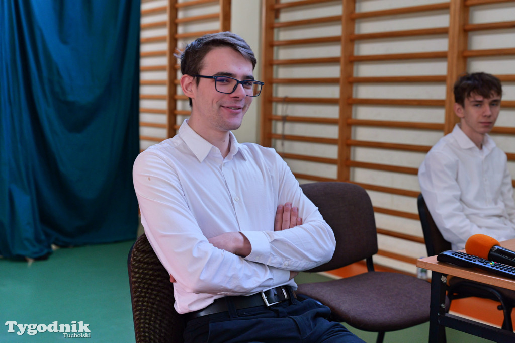 Stypendia starosty: Nowodworek, ZSLiA, ZSLiT