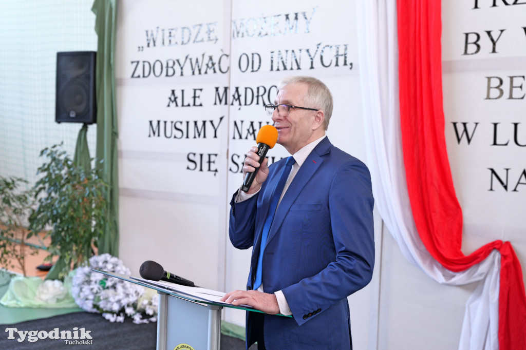 Stypendia starosty: Nowodworek, ZSLiA, ZSLiT