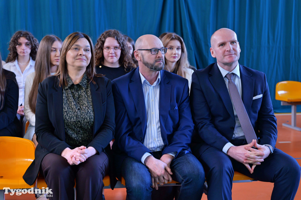 Stypendia starosty: Nowodworek, ZSLiA, ZSLiT