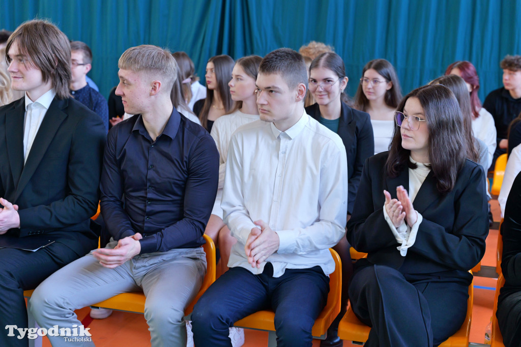 Stypendia starosty: Nowodworek, ZSLiA, ZSLiT