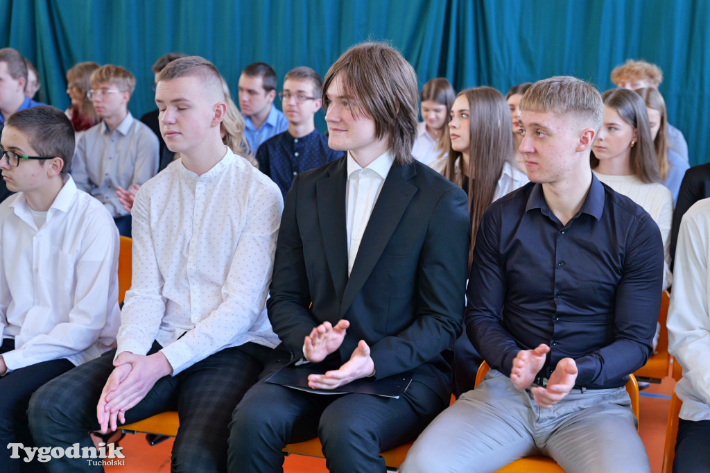 Stypendia starosty: Nowodworek, ZSLiA, ZSLiT