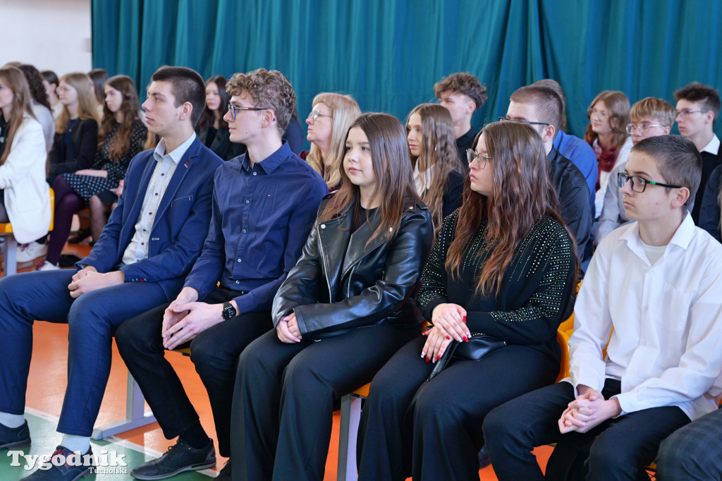 Stypendia starosty: Nowodworek, ZSLiA, ZSLiT