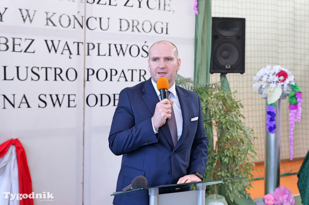 Stypendia starosty: Nowodworek, ZSLiA, ZSLiT