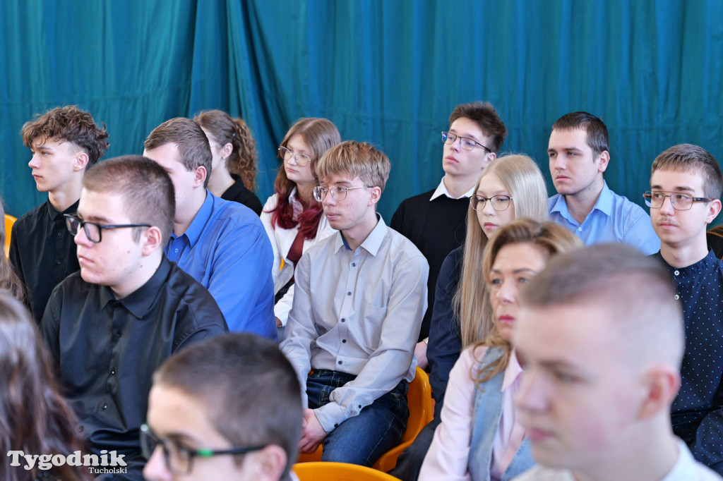 Stypendia starosty: Nowodworek, ZSLiA, ZSLiT