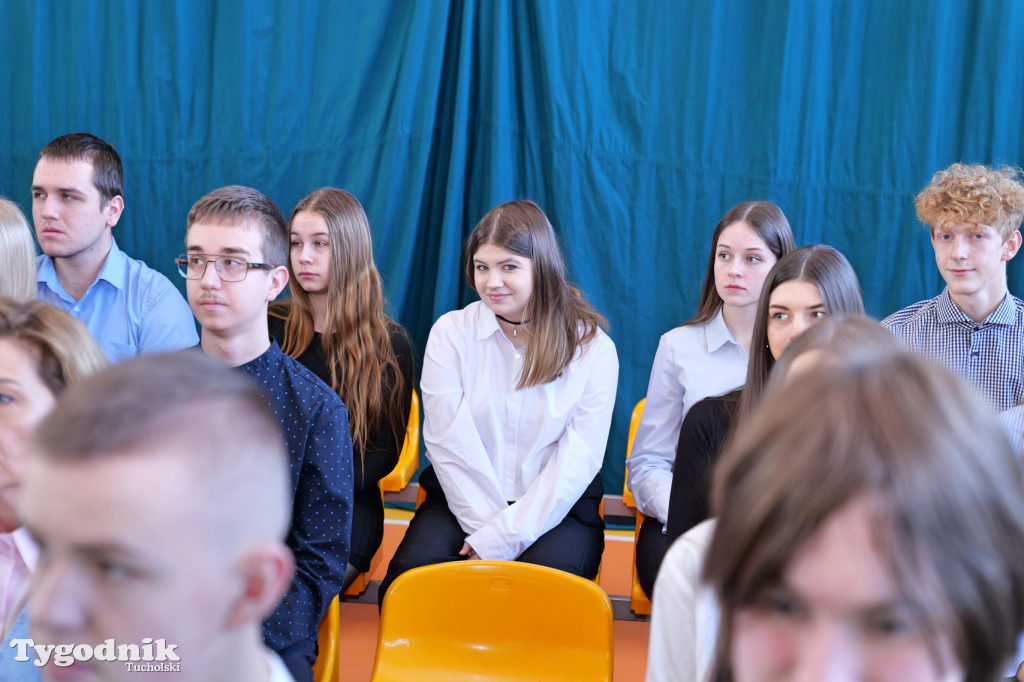 Stypendia starosty: Nowodworek, ZSLiA, ZSLiT