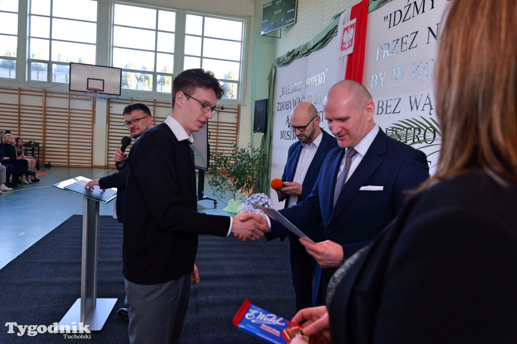 Stypendia starosty: Nowodworek, ZSLiA, ZSLiT