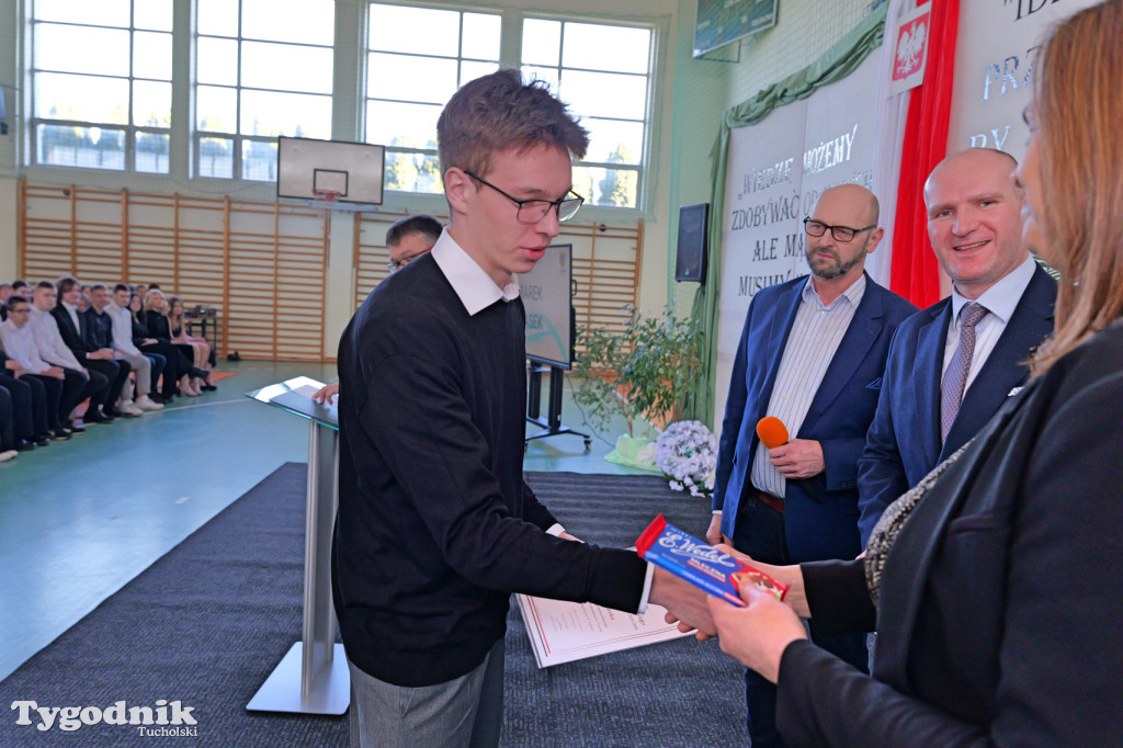 Stypendia starosty: Nowodworek, ZSLiA, ZSLiT