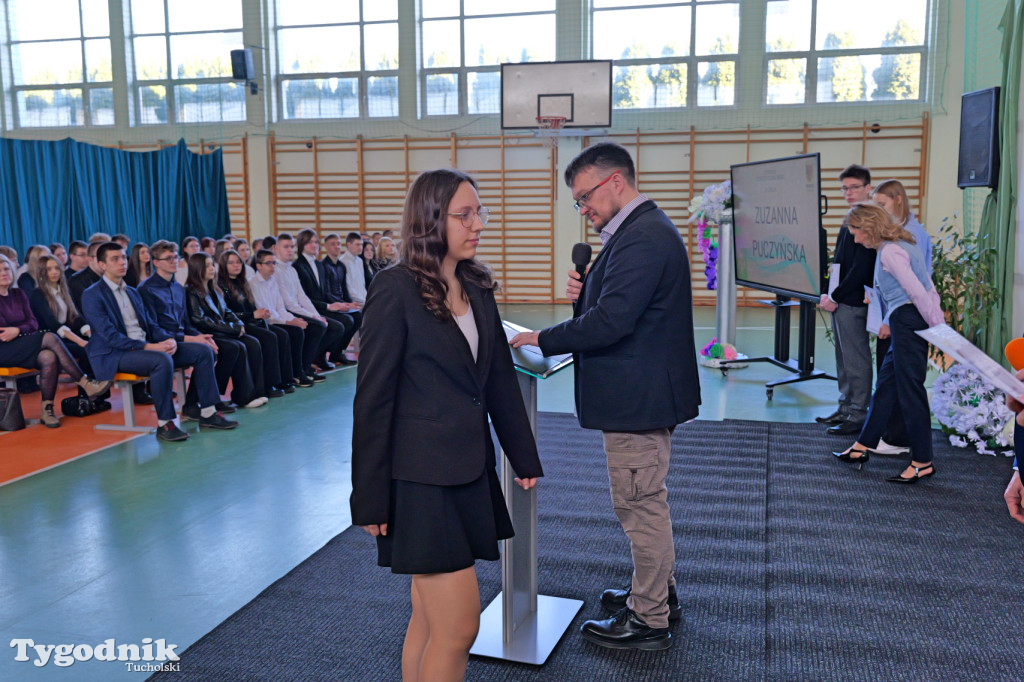 Stypendia starosty: Nowodworek, ZSLiA, ZSLiT