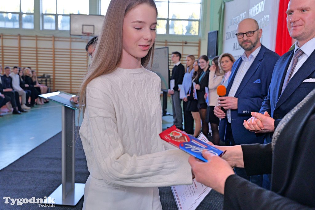 Stypendia starosty: Nowodworek, ZSLiA, ZSLiT