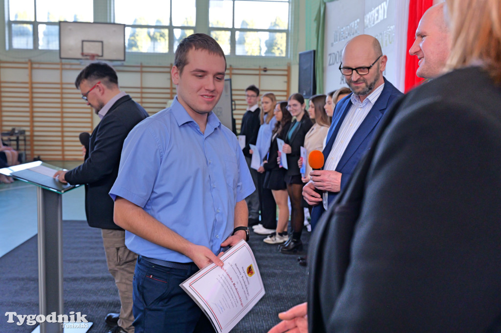 Stypendia starosty: Nowodworek, ZSLiA, ZSLiT