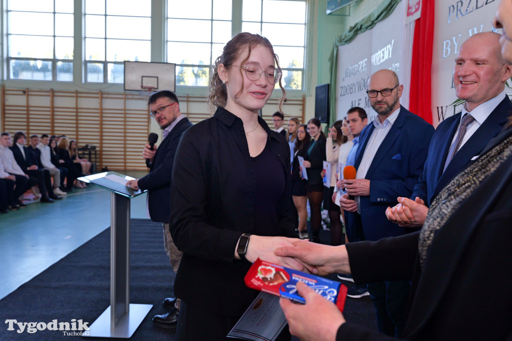 Stypendia starosty: Nowodworek, ZSLiA, ZSLiT