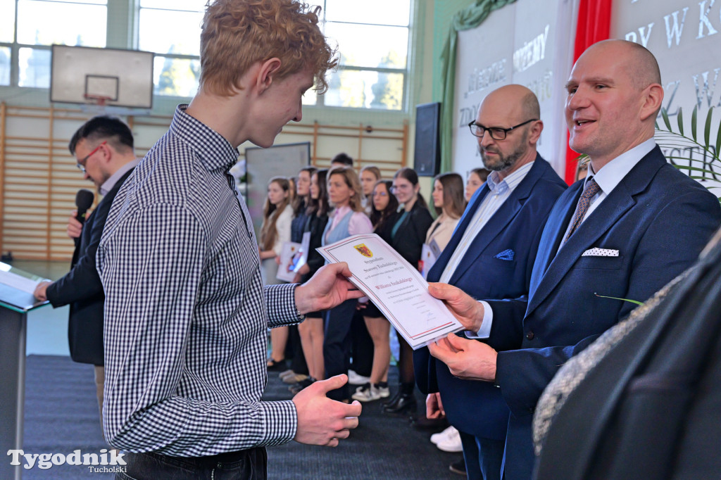 Stypendia starosty: Nowodworek, ZSLiA, ZSLiT