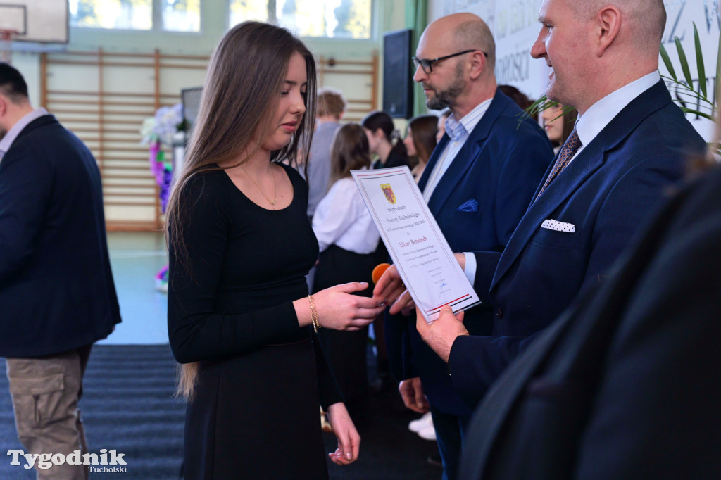 Stypendia starosty: Nowodworek, ZSLiA, ZSLiT