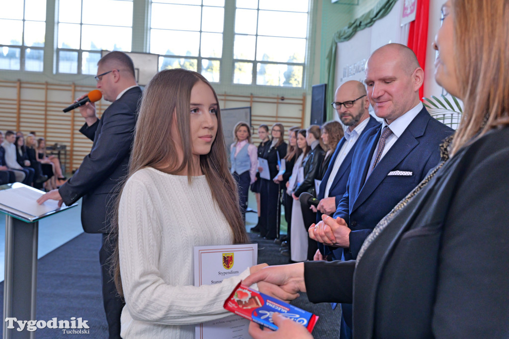 Stypendia starosty: Nowodworek, ZSLiA, ZSLiT