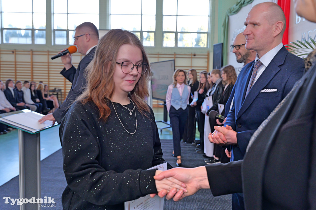 Stypendia starosty: Nowodworek, ZSLiA, ZSLiT