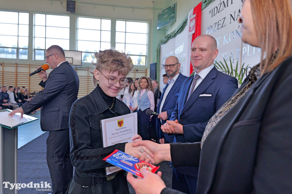 Stypendia starosty: Nowodworek, ZSLiA, ZSLiT