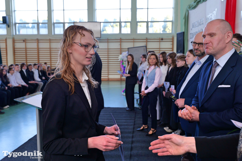 Stypendia starosty: Nowodworek, ZSLiA, ZSLiT