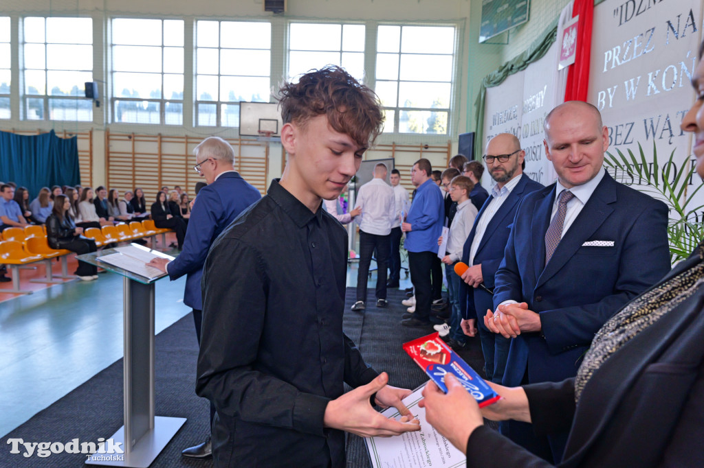 Stypendia starosty: Nowodworek, ZSLiA, ZSLiT