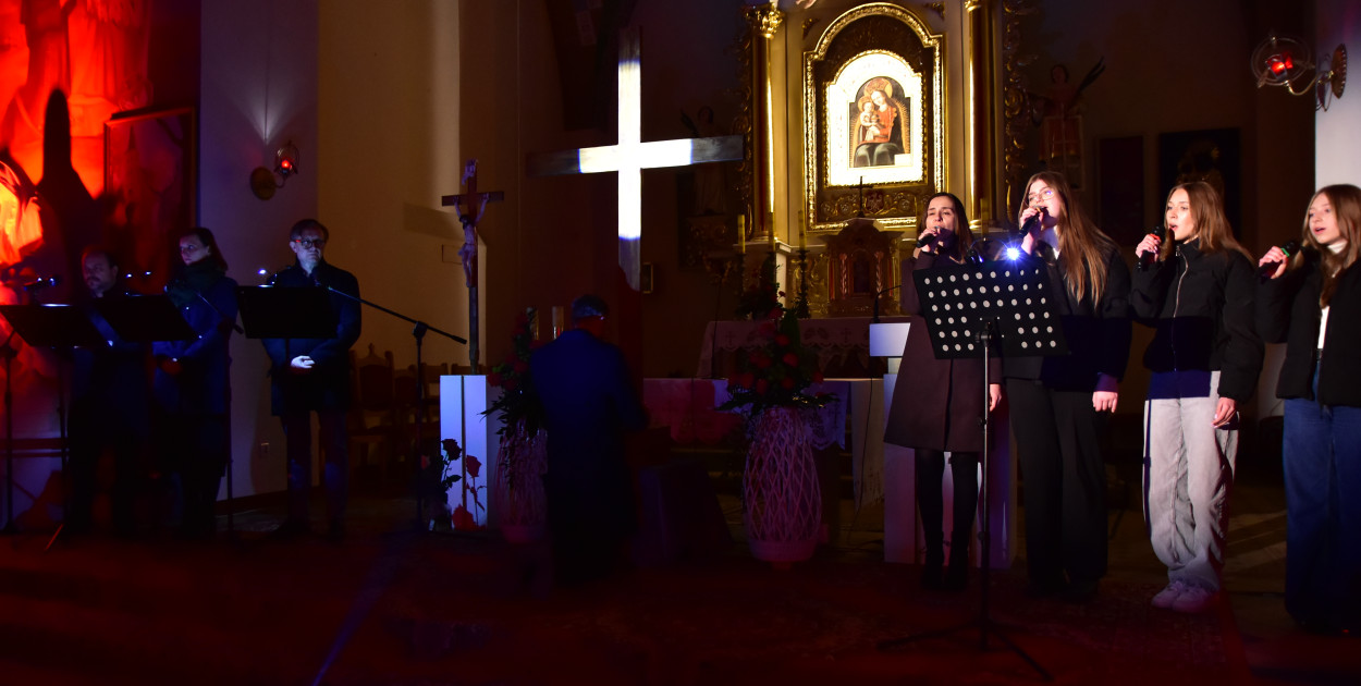 Spektakl pasyjny w Śliwicach cieszył się dużym zainteresowniem wiernych