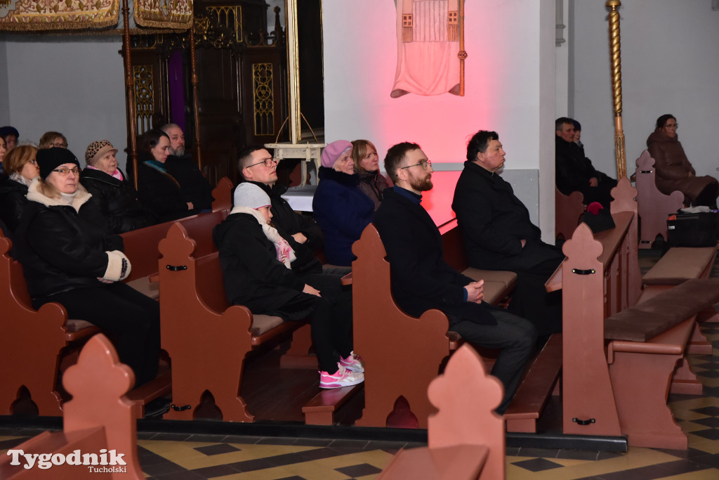 Spektakl pasyjny w Śliwicach cieszył się dużym zainteresowniem wiernych
