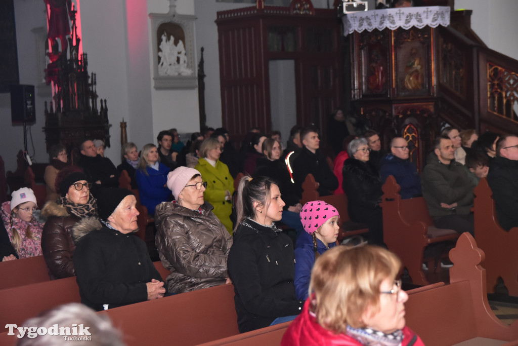 Spektakl pasyjny w Śliwicach cieszył się dużym zainteresowniem wiernych