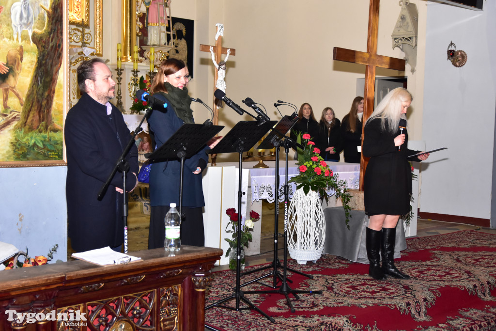 Spektakl pasyjny w Śliwicach cieszył się dużym zainteresowniem wiernych