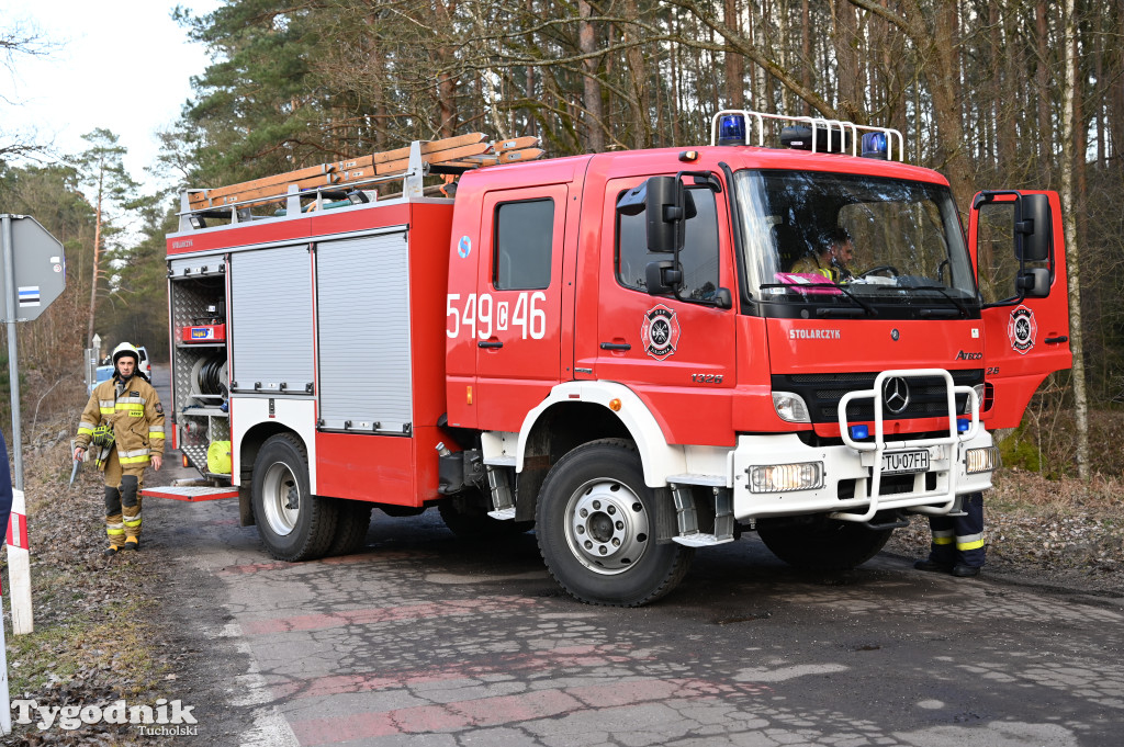 Wierzchucin: Bus wjechał pod pociąg