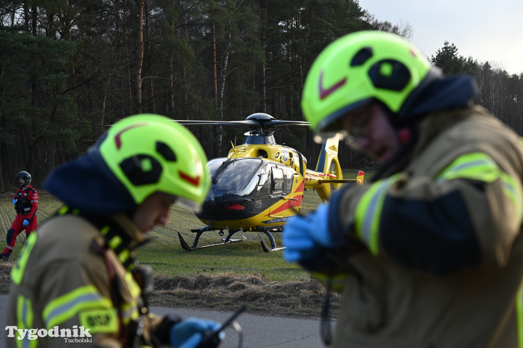 Wierzchucin: Bus wjechał pod pociąg