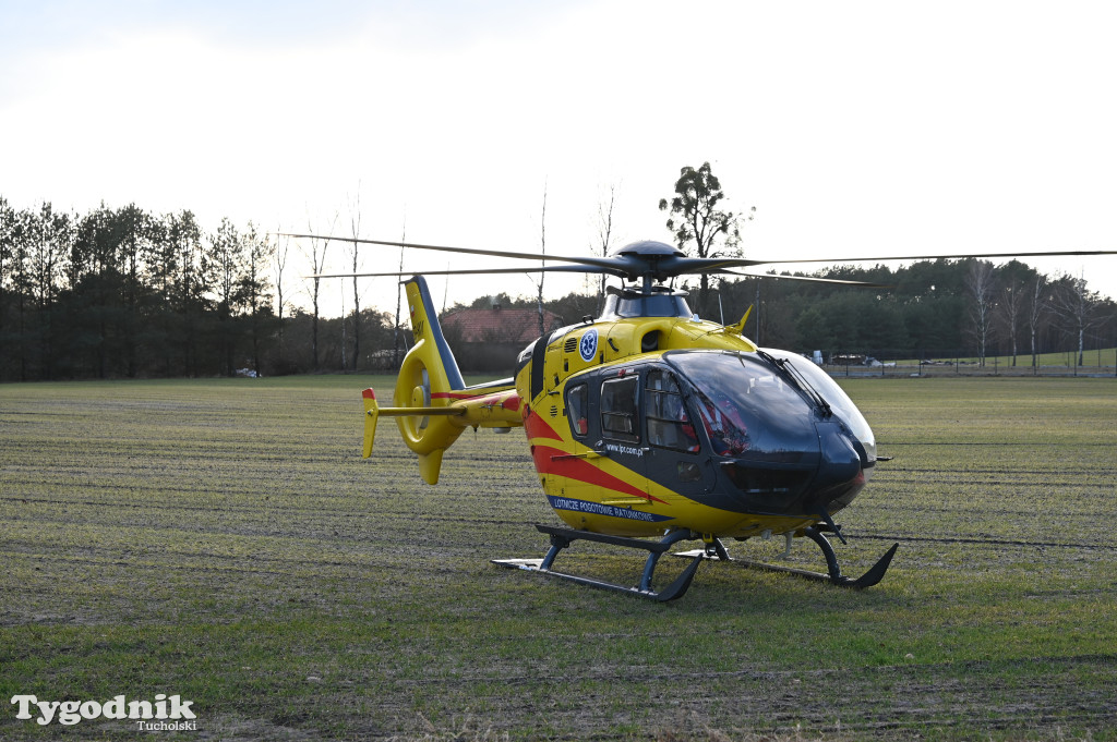 Wierzchucin: Bus wjechał pod pociąg