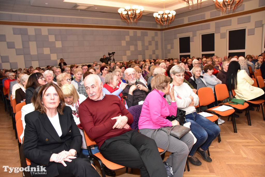 Kabaret Sanatorium: Premierowy występ z okazji 15-lecia istnienia przyciągnął tłumy