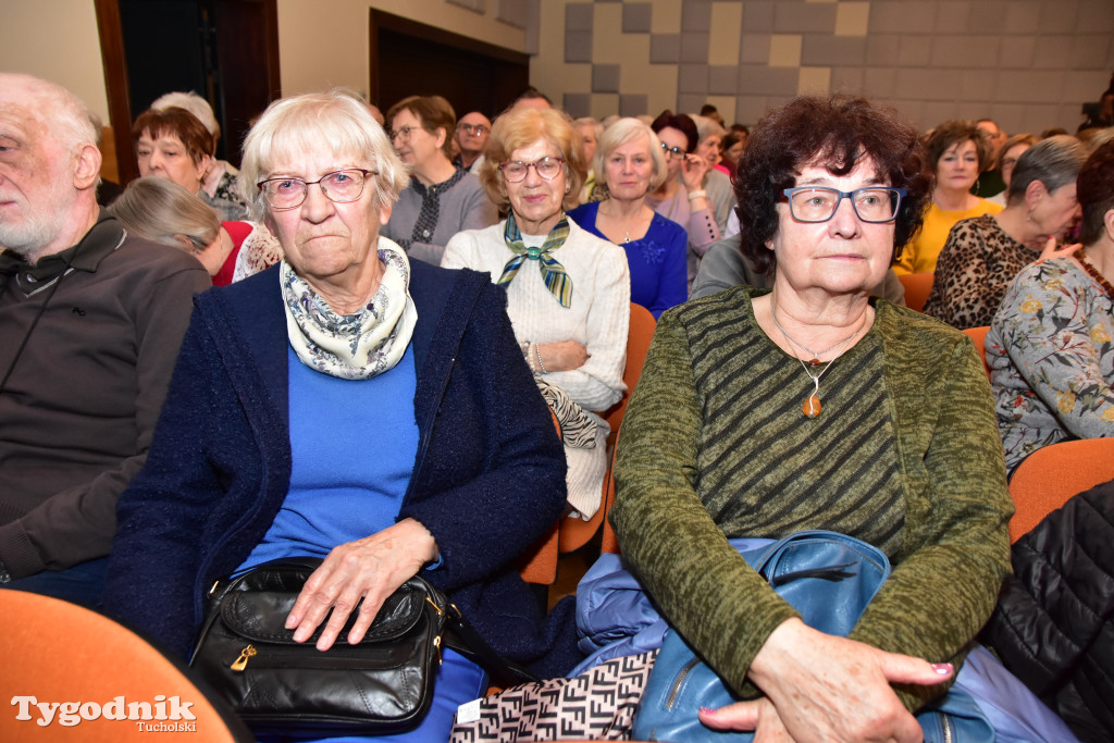 Kabaret Sanatorium: Premierowy występ z okazji 15-lecia istnienia przyciągnął tłumy