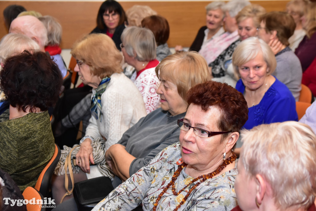 Kabaret Sanatorium: Premierowy występ z okazji 15-lecia istnienia przyciągnął tłumy