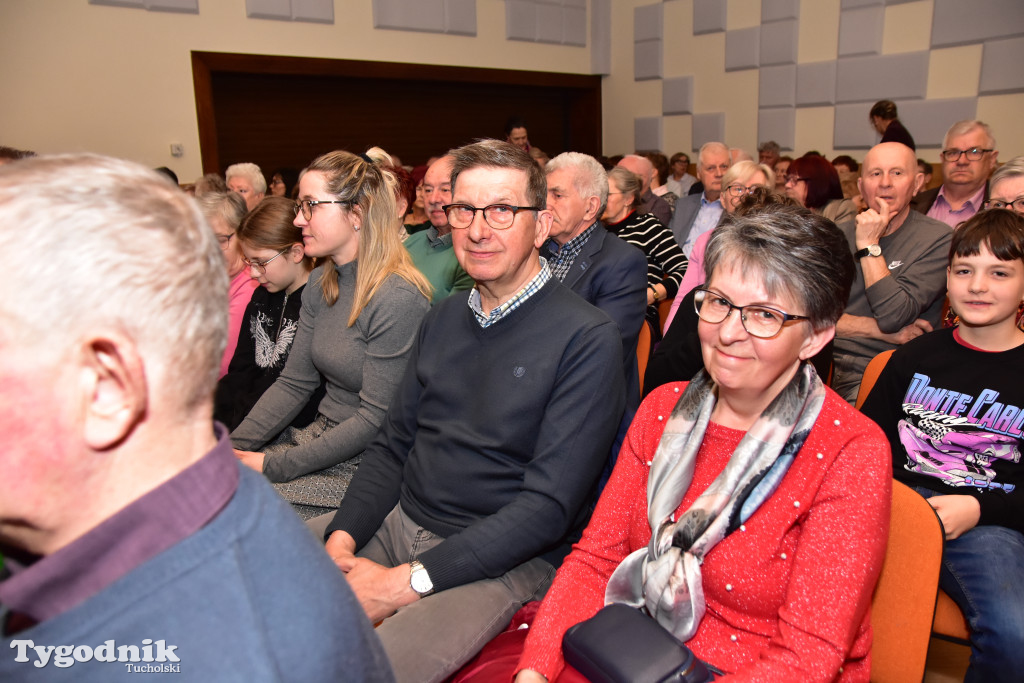 Kabaret Sanatorium: Premierowy występ z okazji 15-lecia istnienia przyciągnął tłumy