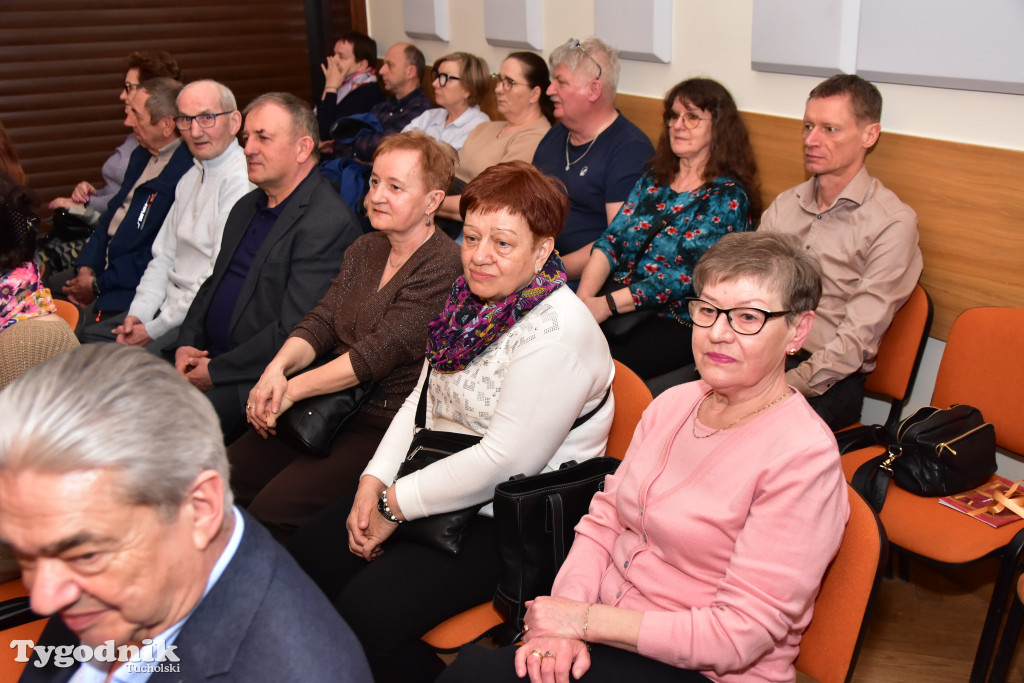 Kabaret Sanatorium: Premierowy występ z okazji 15-lecia istnienia przyciągnął tłumy