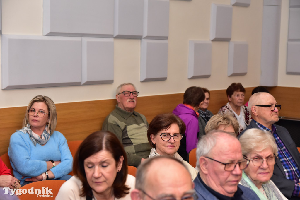 Kabaret Sanatorium: Premierowy występ z okazji 15-lecia istnienia przyciągnął tłumy