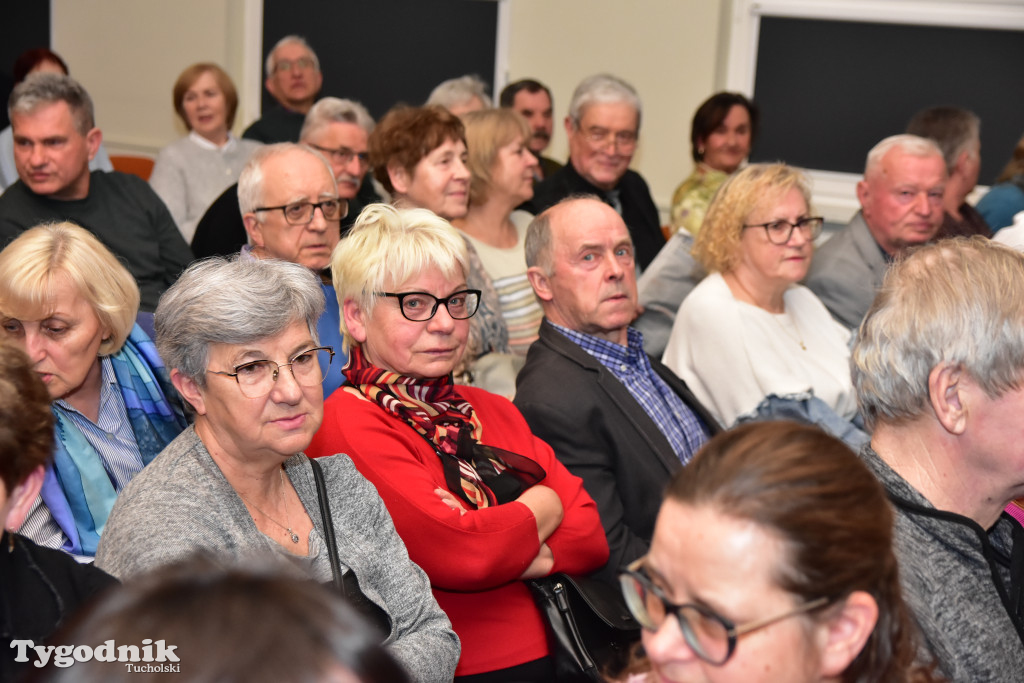 Kabaret Sanatorium: Premierowy występ z okazji 15-lecia istnienia przyciągnął tłumy