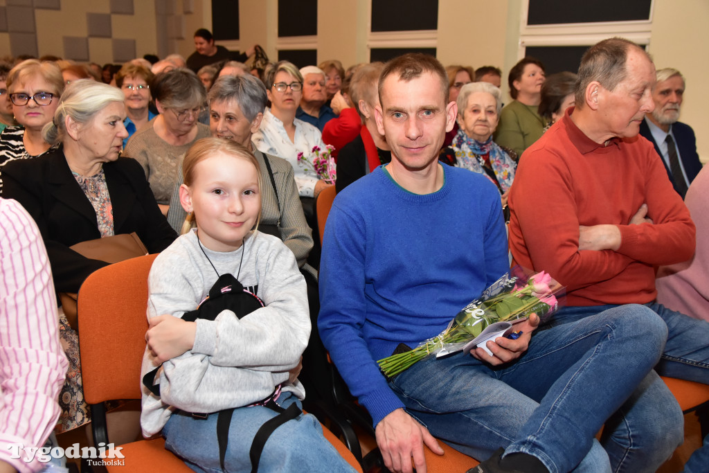 Kabaret Sanatorium: Premierowy występ z okazji 15-lecia istnienia przyciągnął tłumy