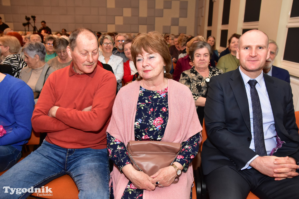 Kabaret Sanatorium: Premierowy występ z okazji 15-lecia istnienia przyciągnął tłumy