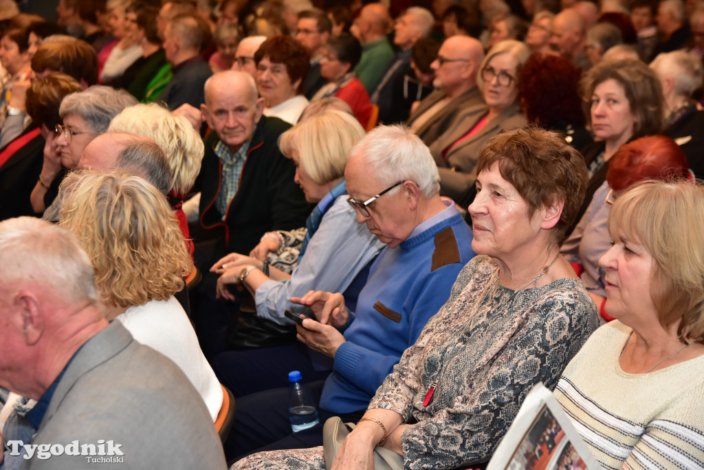 Kabaret Sanatorium: Premierowy występ z okazji 15-lecia istnienia przyciągnął tłumy