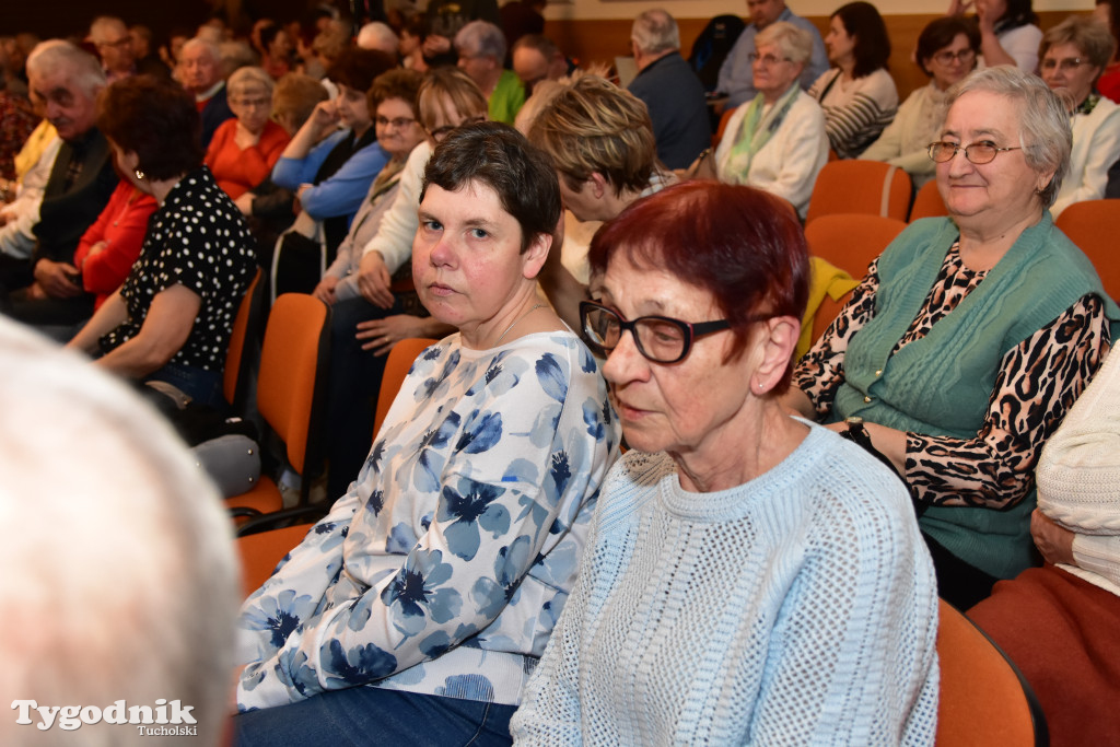 Kabaret Sanatorium: Premierowy występ z okazji 15-lecia istnienia przyciągnął tłumy