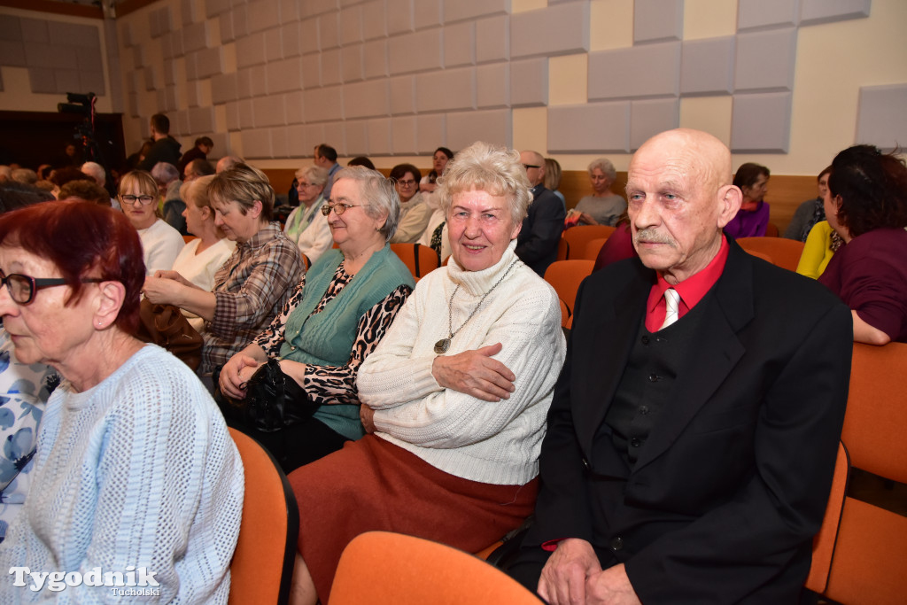 Kabaret Sanatorium: Premierowy występ z okazji 15-lecia istnienia przyciągnął tłumy