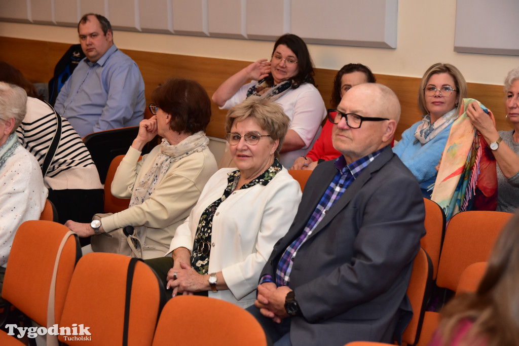 Kabaret Sanatorium: Premierowy występ z okazji 15-lecia istnienia przyciągnął tłumy