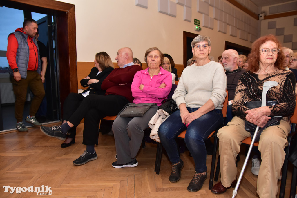 Kabaret Sanatorium: Premierowy występ z okazji 15-lecia istnienia przyciągnął tłumy