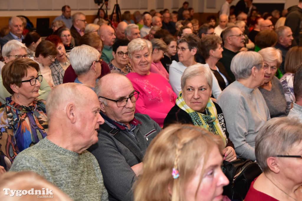 Kabaret Sanatorium: Premierowy występ z okazji 15-lecia istnienia przyciągnął tłumy